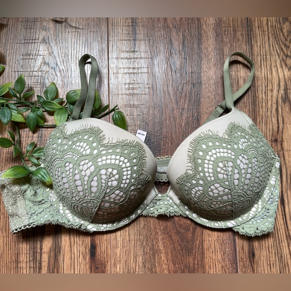 Victoria’s Secret Push Up Bra